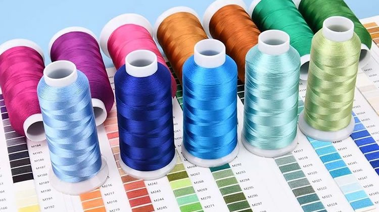 Guia Completo Para Escolher Linhas e Tecidos Ideais Para Bordado